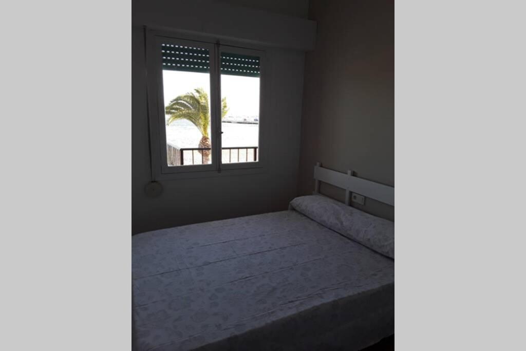 Piso En Primera Linea Con Wifi Y Vistas Al Mar Lo Pagán Exterior foto